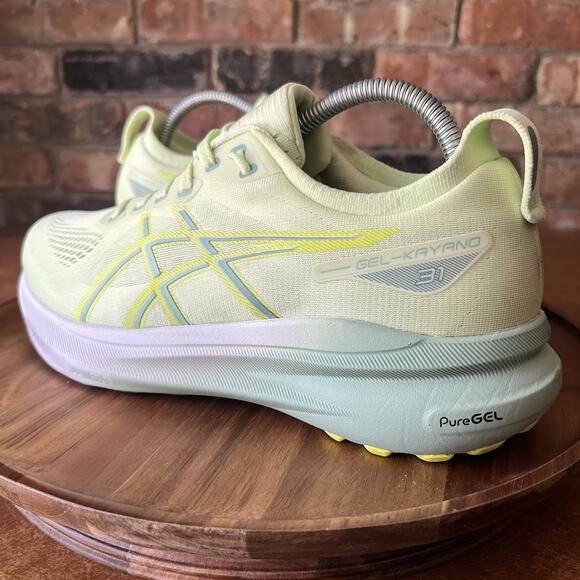 Asics Womens Gel Kayano 31 Yellow Road Running Shoes Sneakers Size 9.5 Wide - Picture 3 of 16